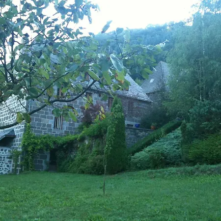 Homestay Avec Du Charme Saint-Martin-sous-Vigouroux