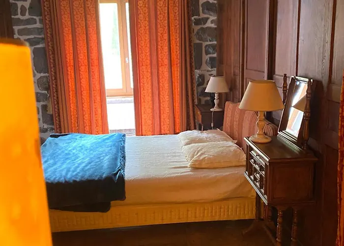 Rum i privatbostad Avec Du Charme Saint-Martin-sous-Vigouroux